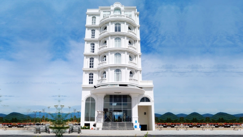 Một Khách Sạn Đã Hoạt Động Ngay Dự án Golden Bay